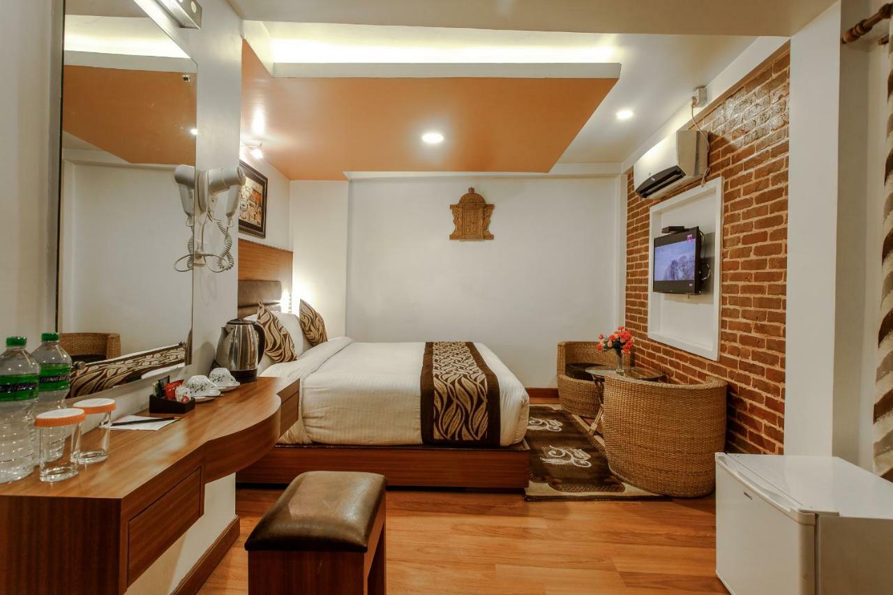 Hotel Shreesu Kathmandu Bagian luar foto