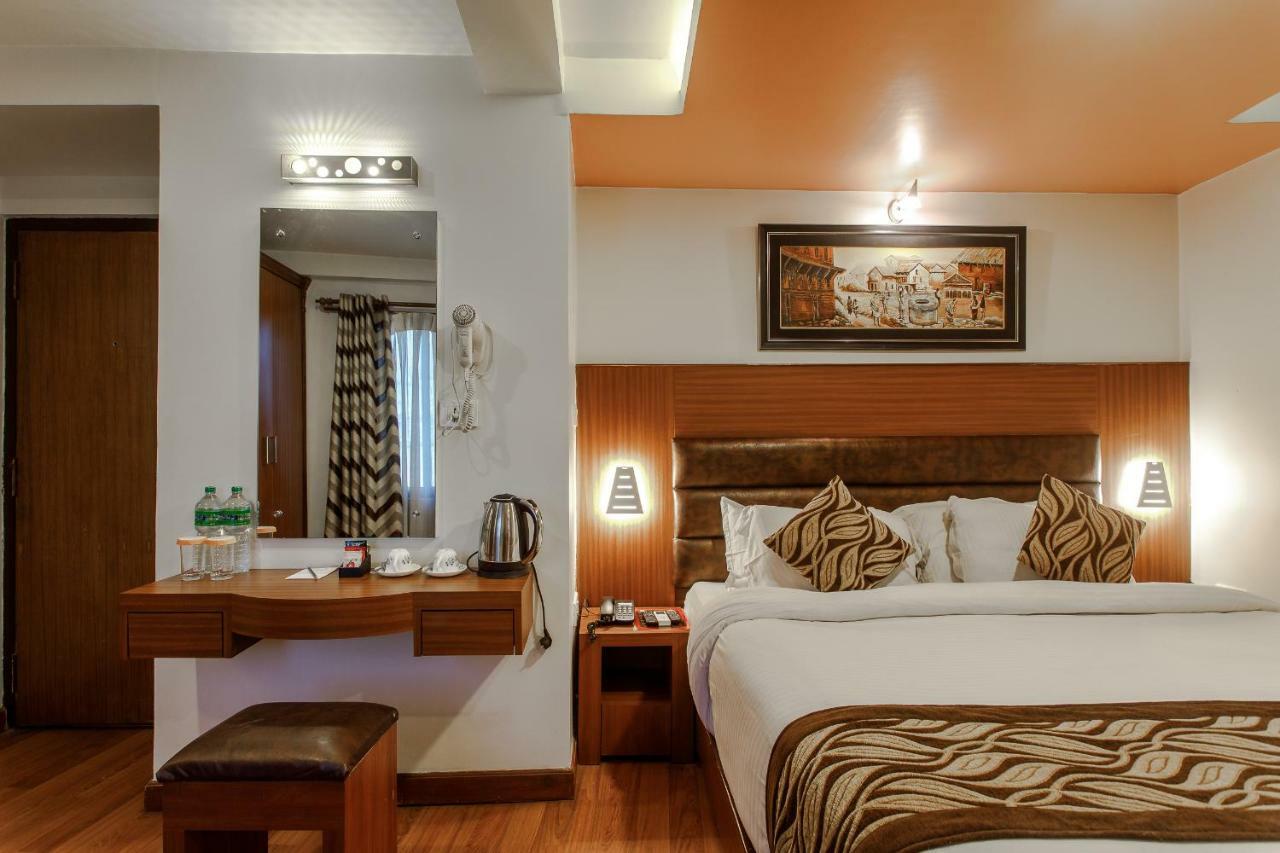 Hotel Shreesu Kathmandu Bagian luar foto