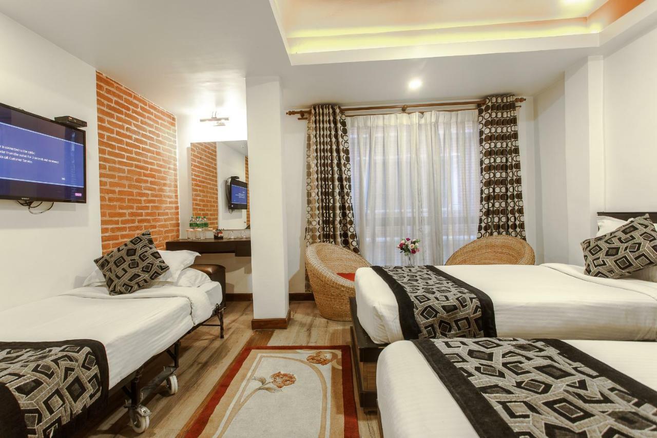 Hotel Shreesu Kathmandu Bagian luar foto