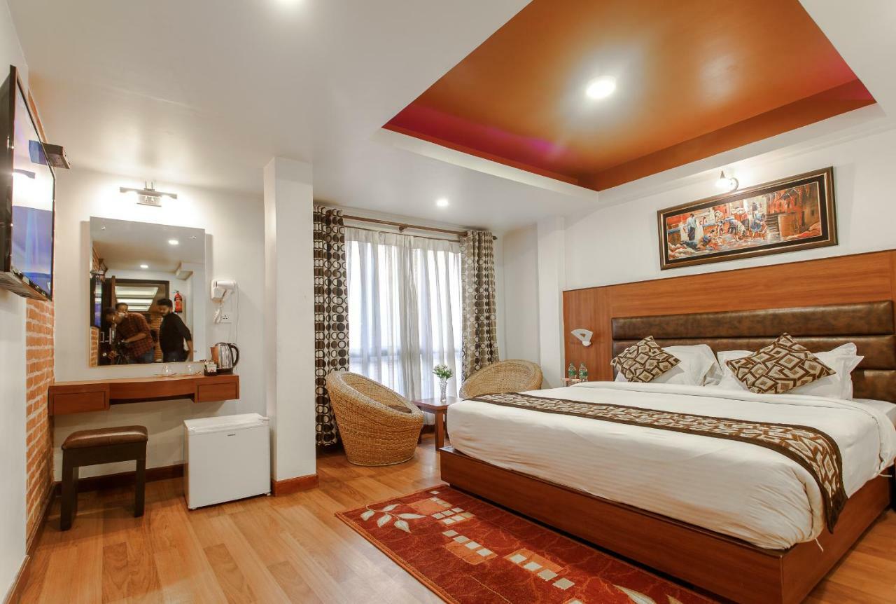 Hotel Shreesu Kathmandu Bagian luar foto
