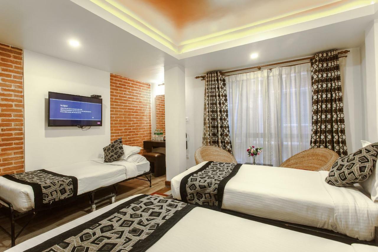 Hotel Shreesu Kathmandu Bagian luar foto