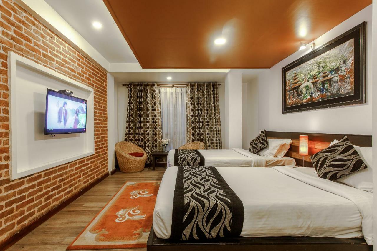Hotel Shreesu Kathmandu Bagian luar foto