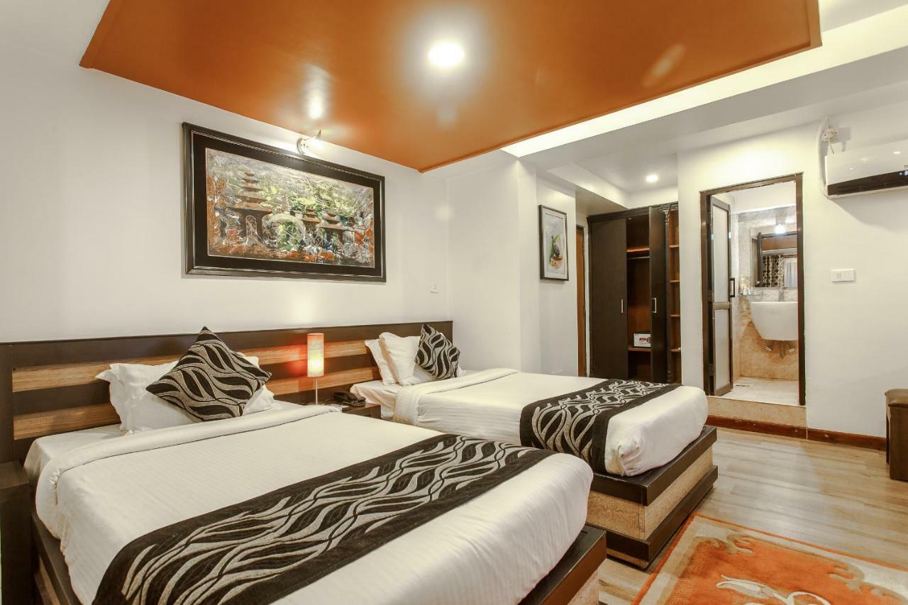 Hotel Shreesu Kathmandu Bagian luar foto