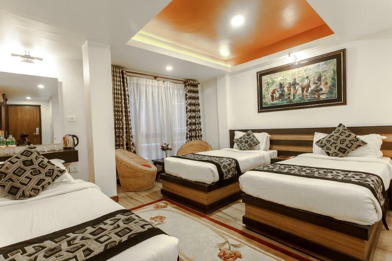 Hotel Shreesu Kathmandu Bagian luar foto